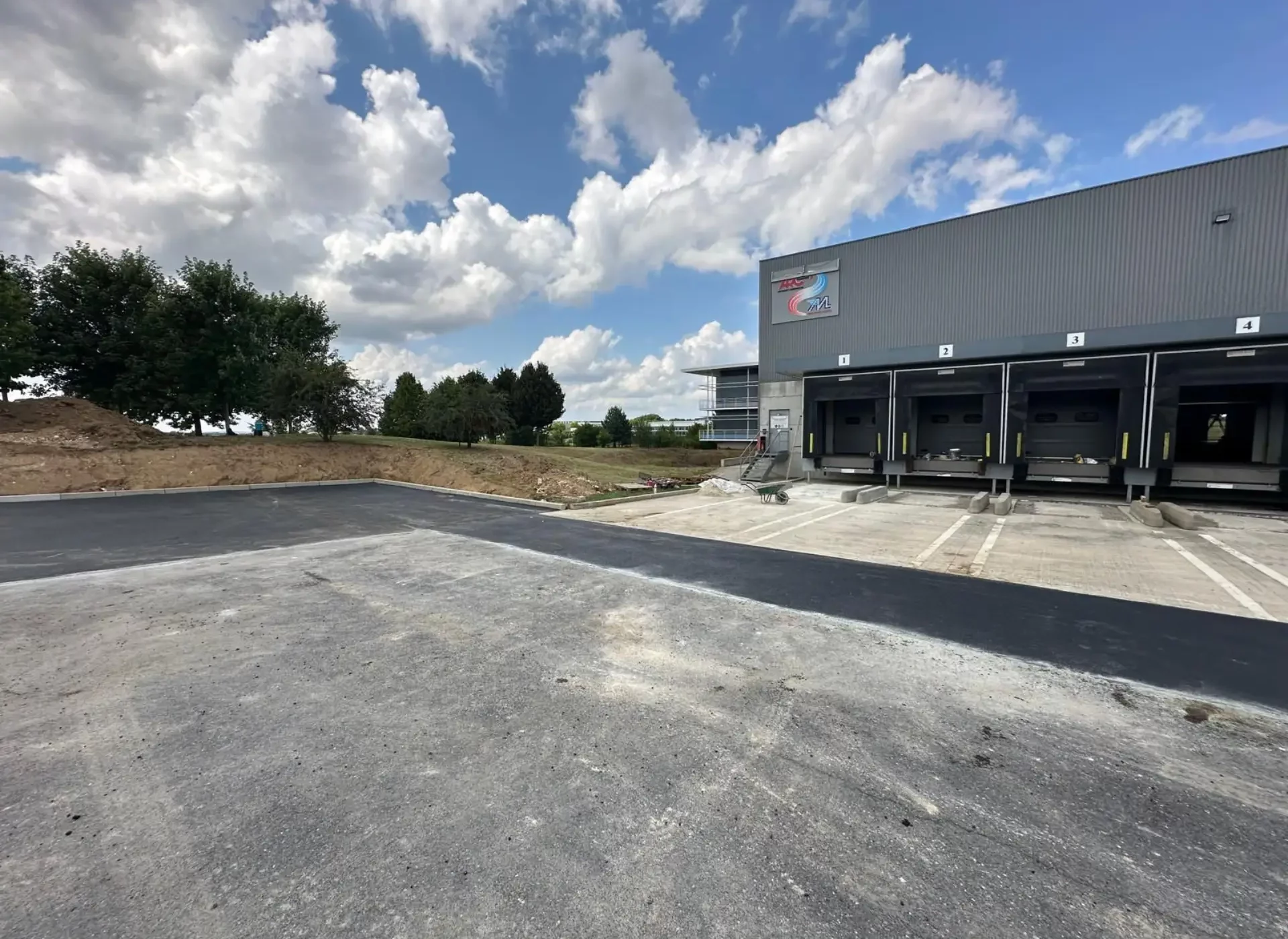 4 Enrobé à chaud d’une zone industrielle – Wissous (91320) 4 Enrobé à chaud d’une zone industrielle – Wissous (91320)